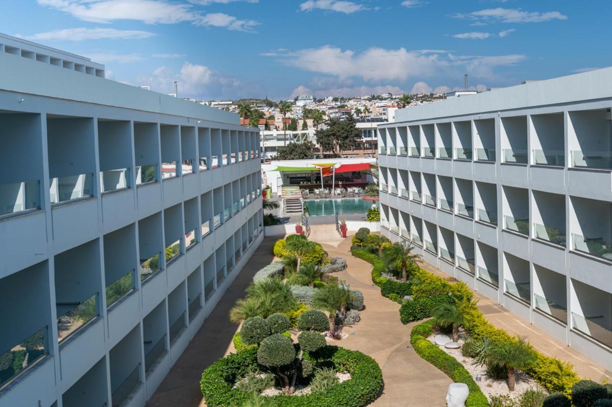 Hotel Nicholas Color 4*